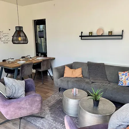 Europarcs Bad Hoophuizen Glücksort Mit Zaun Haus Nr Water03 * Hulshorst