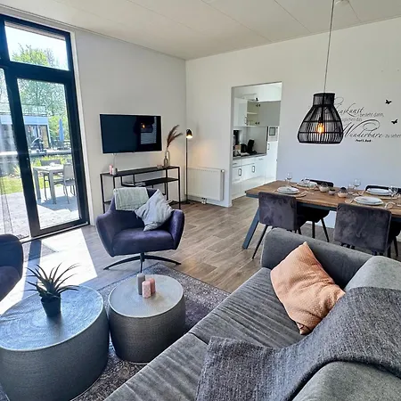 Europarcs Bad Hoophuizen Glücksort Mit Zaun Haus Nr Water03 Ferienhaus Hulshorst